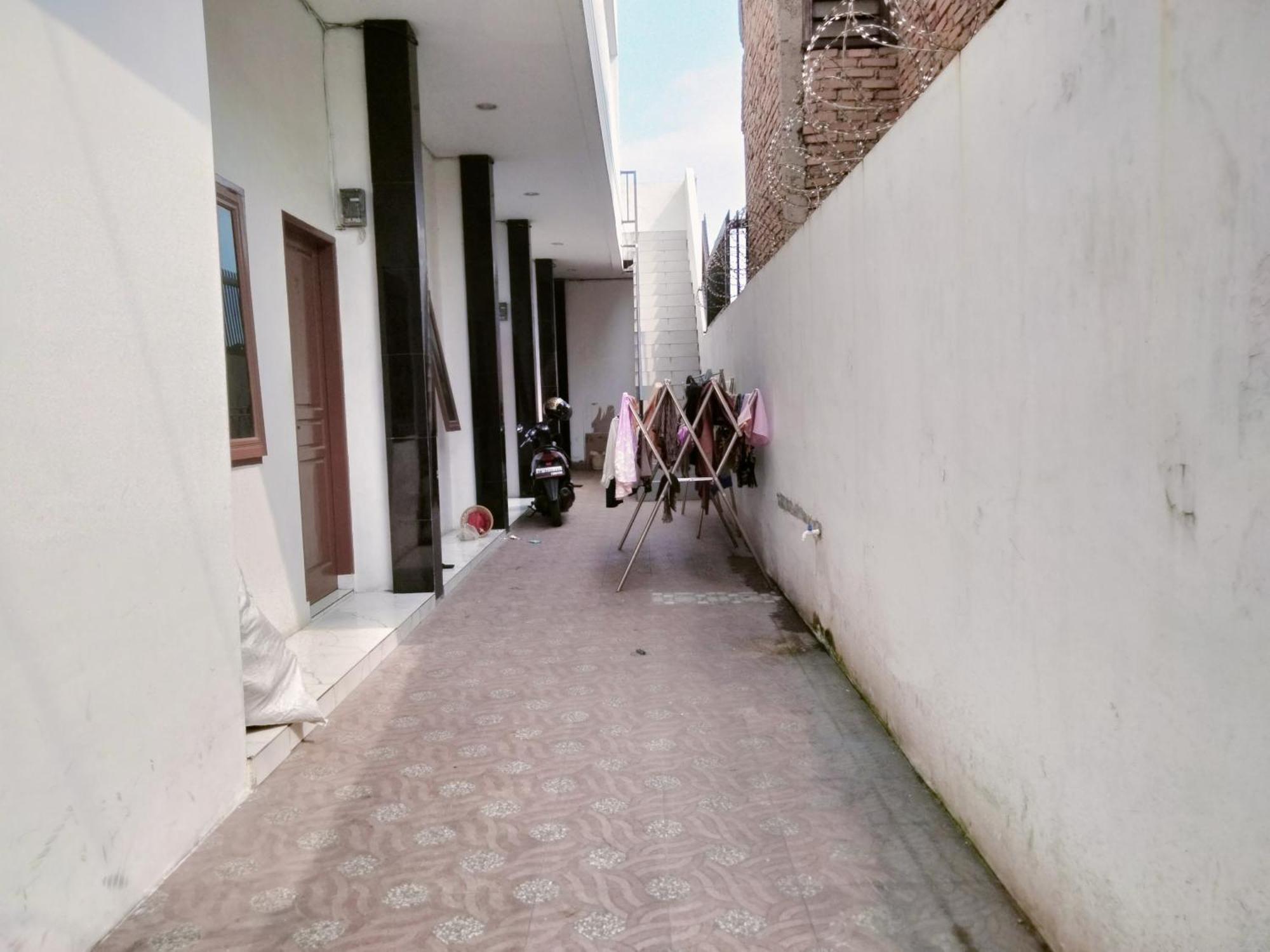 Spot On 92749 As-sakinah Syariah 2 Hotel 2*