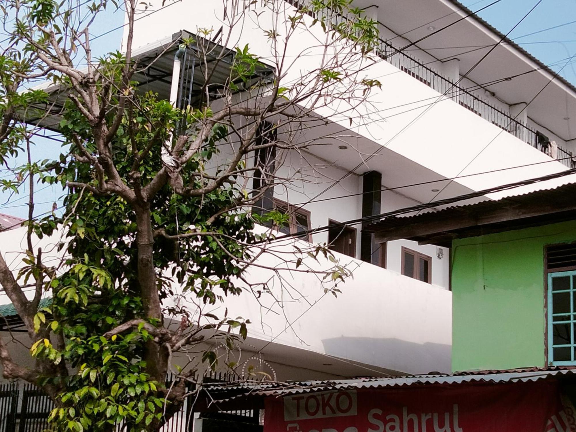 Spot On 92749 As-sakinah Syariah 2 2* Medan